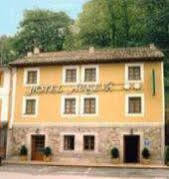 Auseva Hotel Covadonga Exterior photo